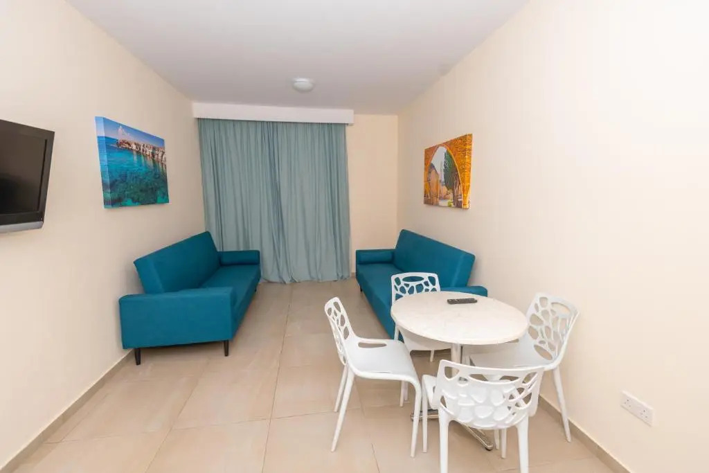 Tofinis Hotel