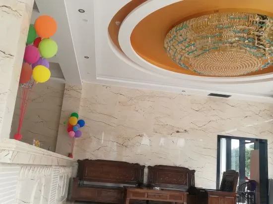 Pingguo Weisner Theme Hotel