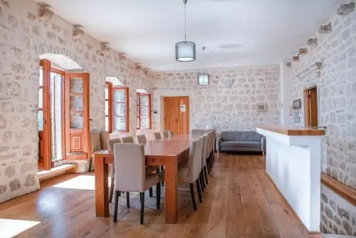 GuestHouse Mrshe Palace