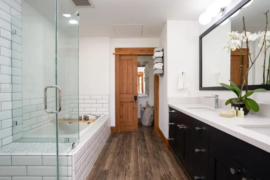 Luxury Top Floor Residence in the Village at Northstar - Catamount 403