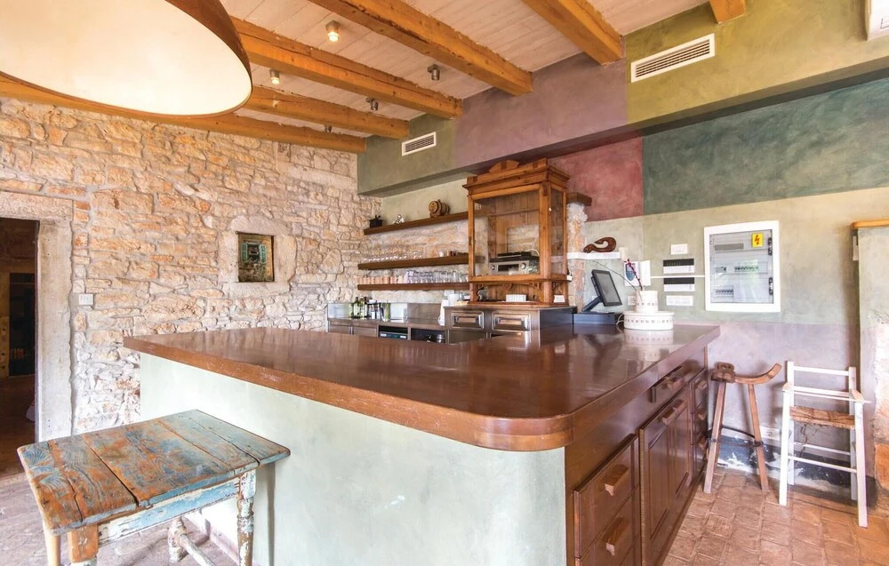 Stunning Home in St Negricani With 9 Bedrooms
