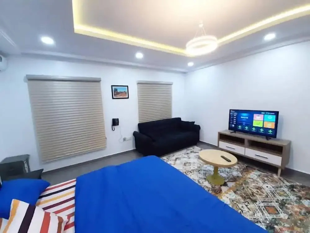 Apex Hotel And Suites