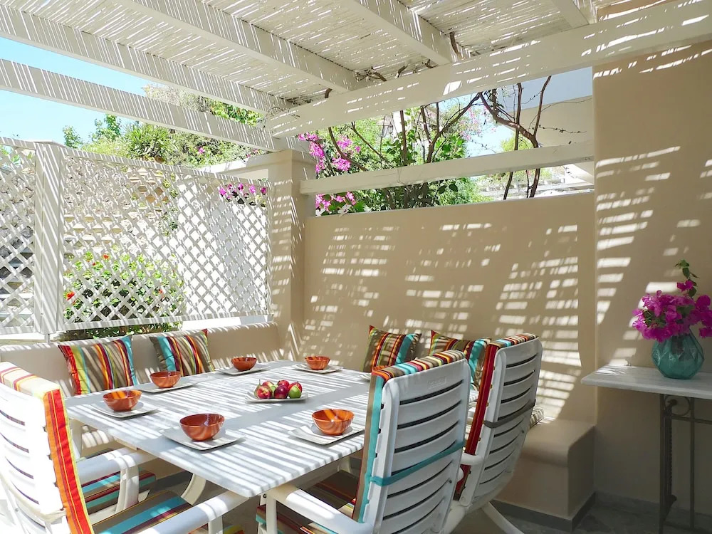 Pentathlon Villas