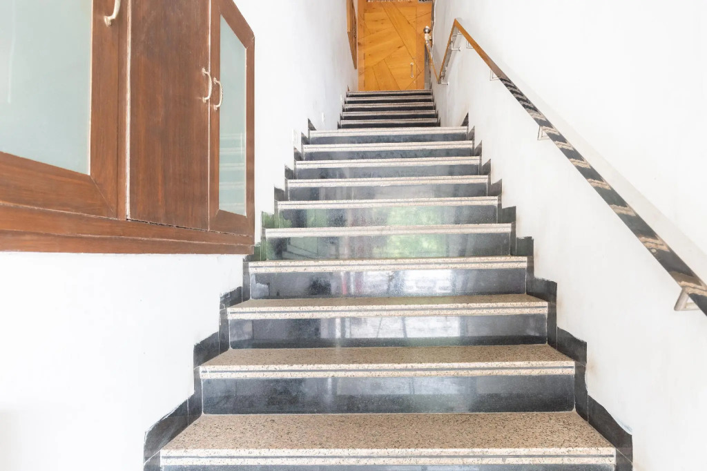 OYO 555 Hotel Mourya