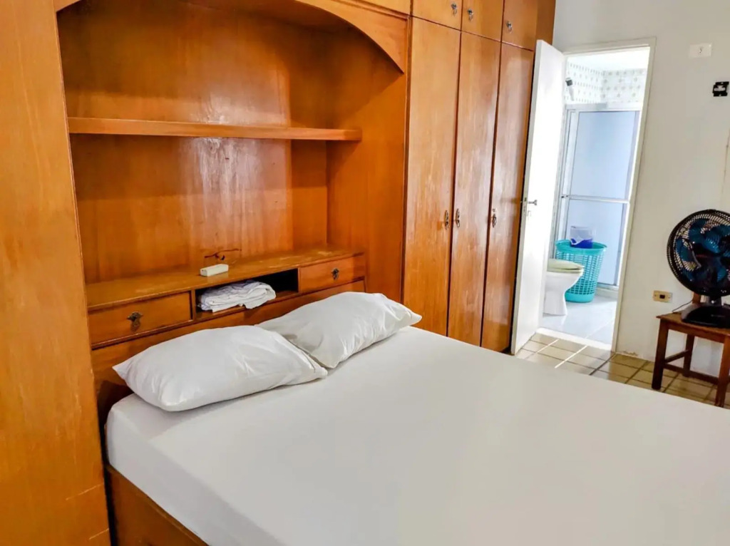 Apartamento amplo a 700 metros da praia