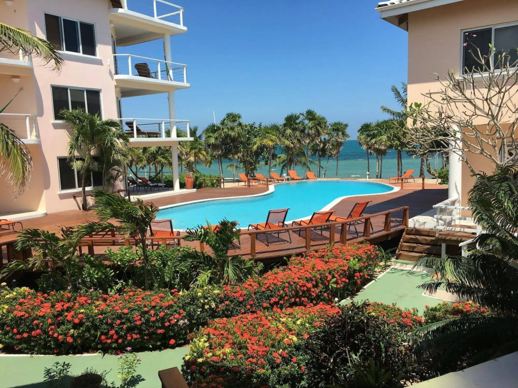 Laru Beya Resort