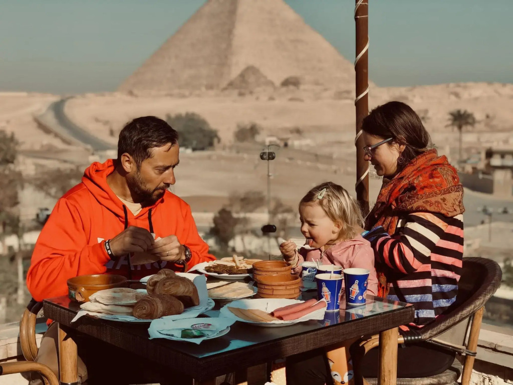 Sahara Pyramids Inn