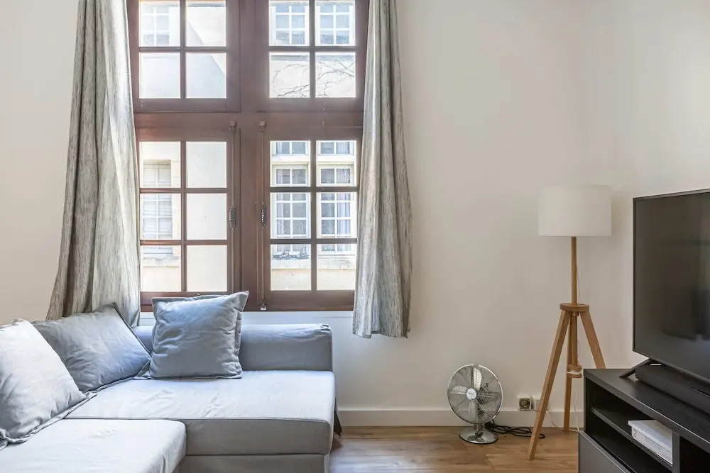 Cosy apartment in historic center by GuestReady