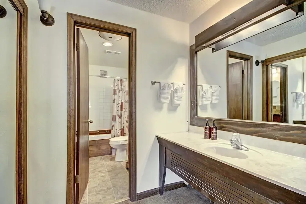 Pet-Friendly Ski in Ski out Condo 30 Second Walk to Lift  - SF204 by RedAwning