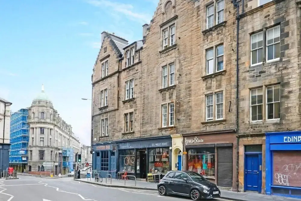 Stunning flat near Edinburgh Castle