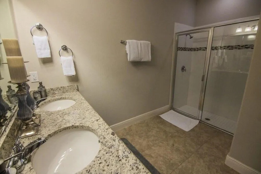 Chester Vacation Home in Solterra Resort