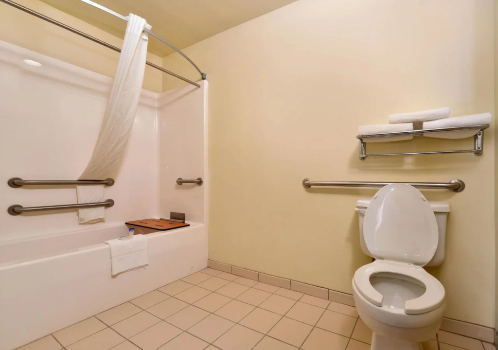 Star City Inn & Suites