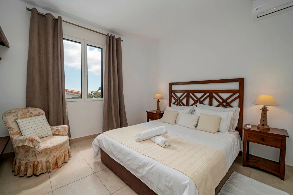 Lovely A/C family villa, walking distance to the sea and amenities - Villa Amélia