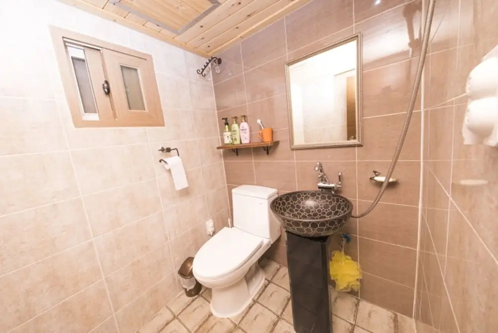 Chuirakdang Guest House