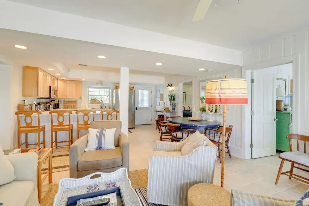 Atlantic Beach Condo - Walk to Beaches!