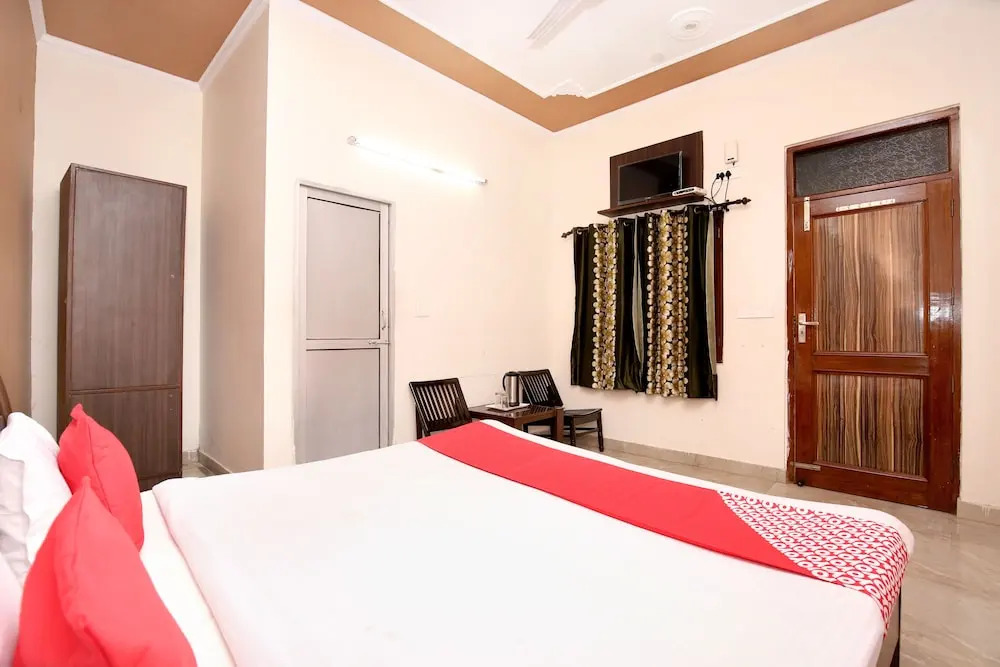Rebirth Hotel