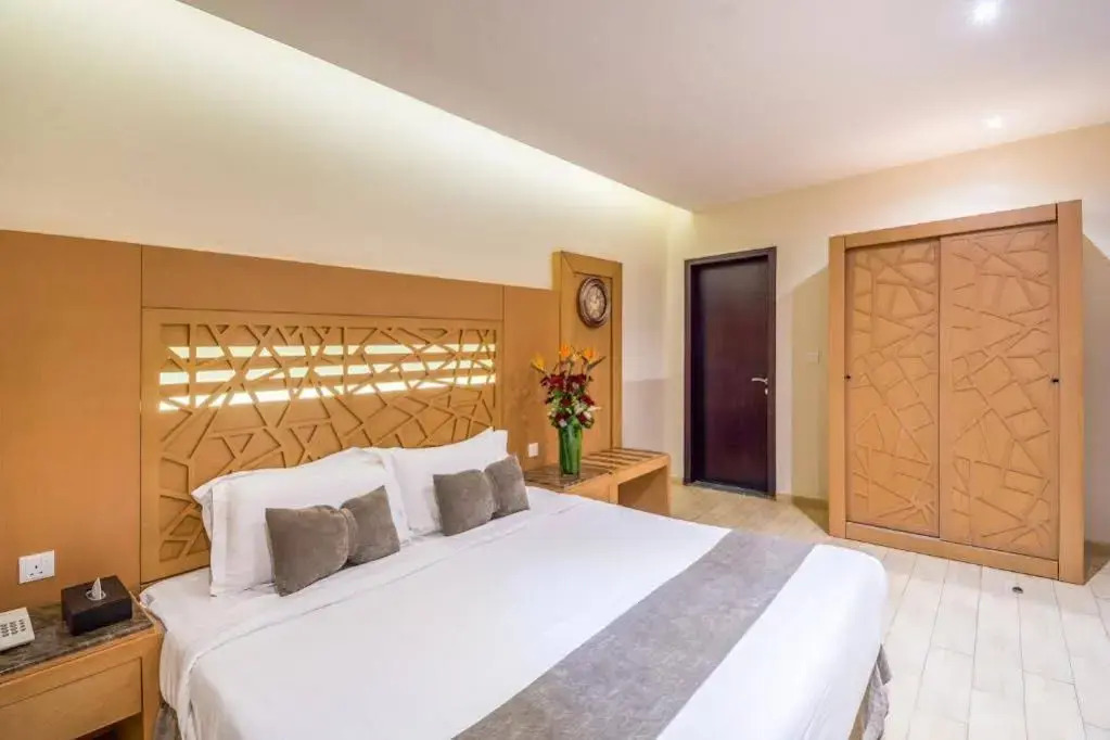 Al Muhaidb Residence Al Malaz  6 - Economic