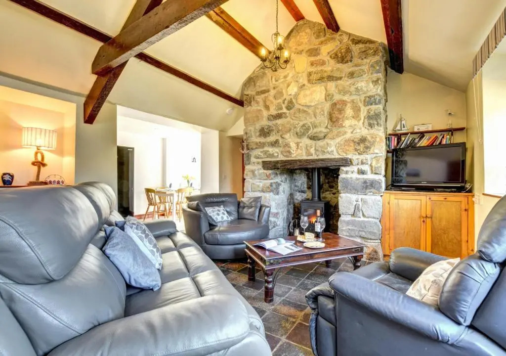 Holiday Home Stabal y Rhyd