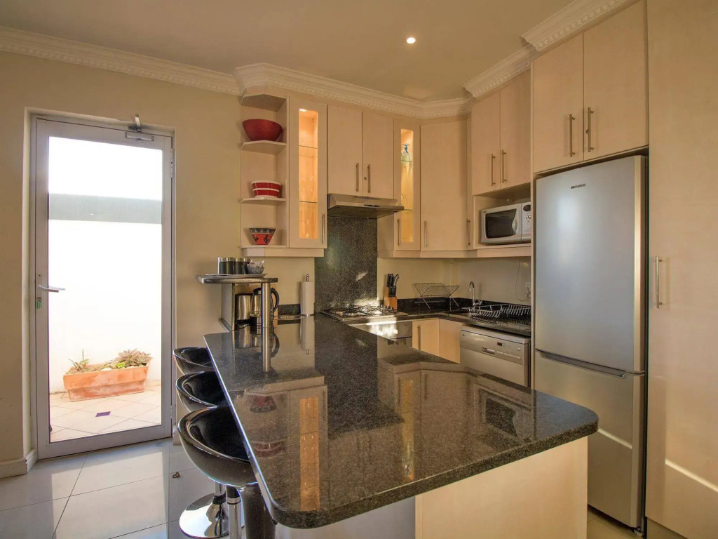 Bikini Beach Holiday Home, On the Beach, Sleeps 9