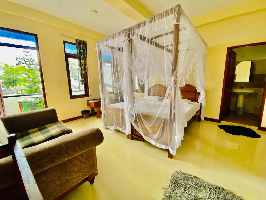 sri lak residence
