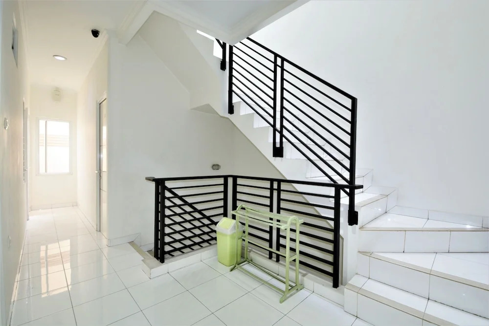 ZEN Rooms Basic Sunter Agung Utara Syariah