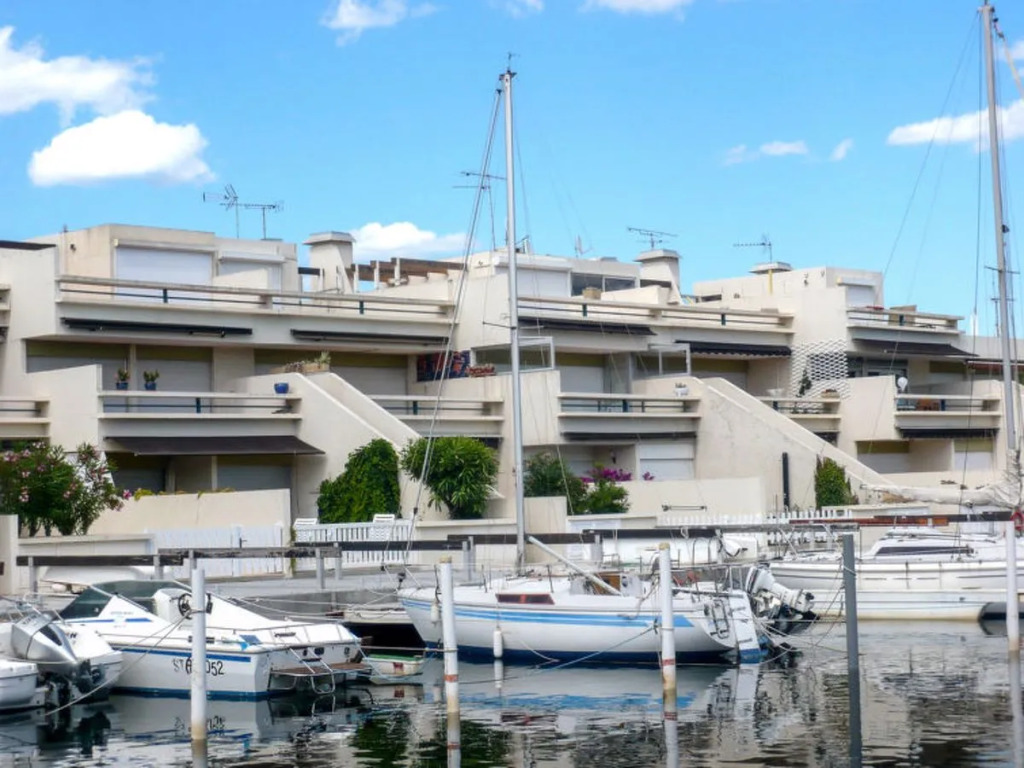 Les Marinas Dulysse Iv