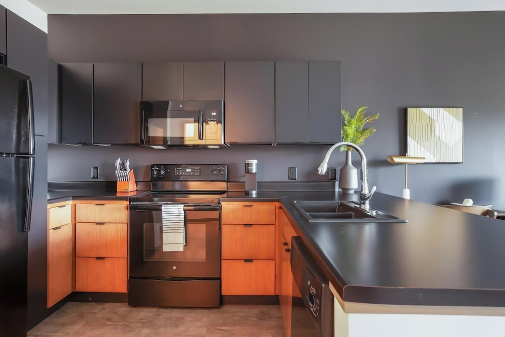 Landing Spectacular 1bd, Courtyard
