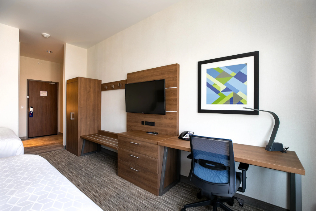 Holiday Inn Express - Lethbridge Southeast by IHG