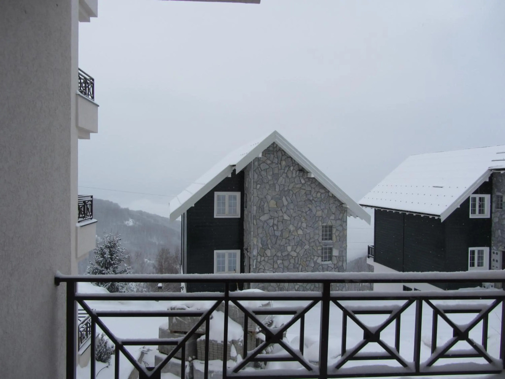Apartman Mia Milmari F3