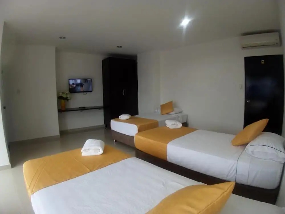 A&L Hoteles - Hotel Adelaida