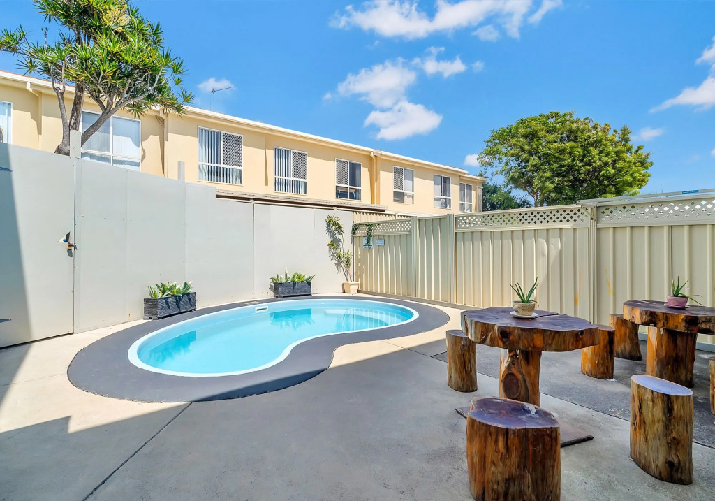 Surf Beach Motel Coffs