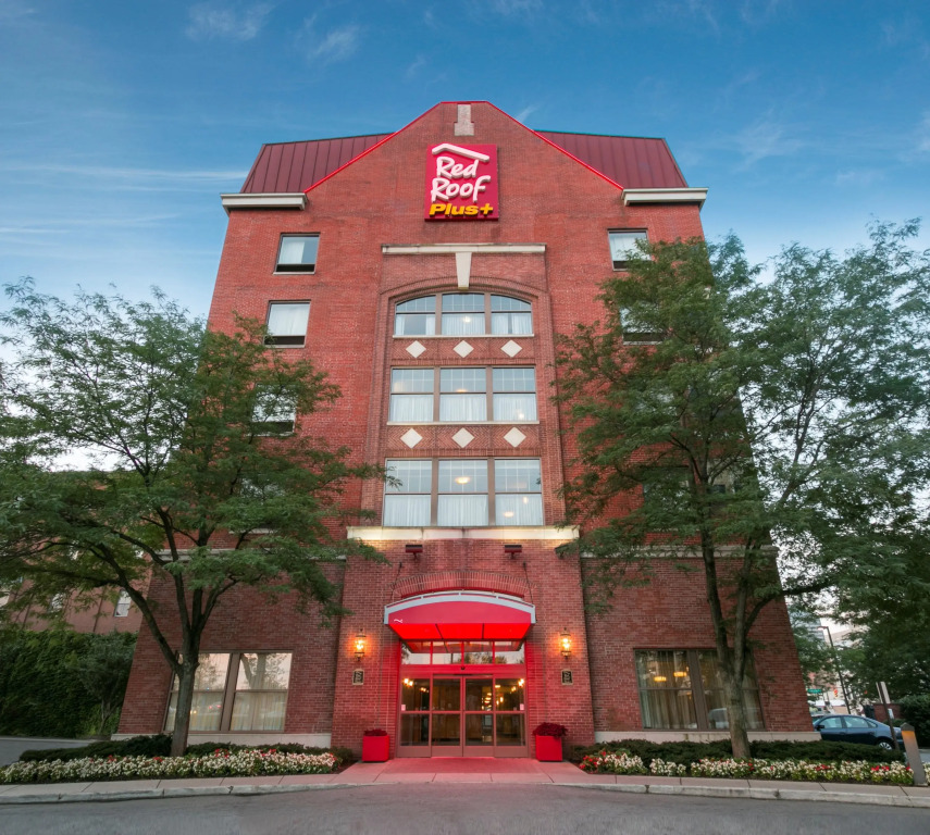 Red Roof Inn PLUS+ Columbus Downtown - Convention Center