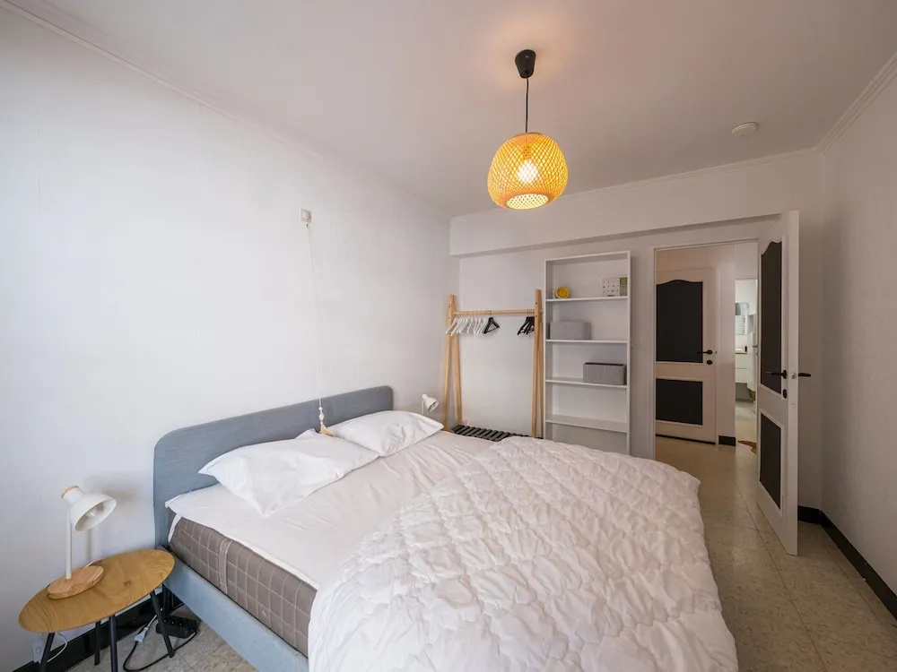 Apartment With 3 Bedrooms Near the sea