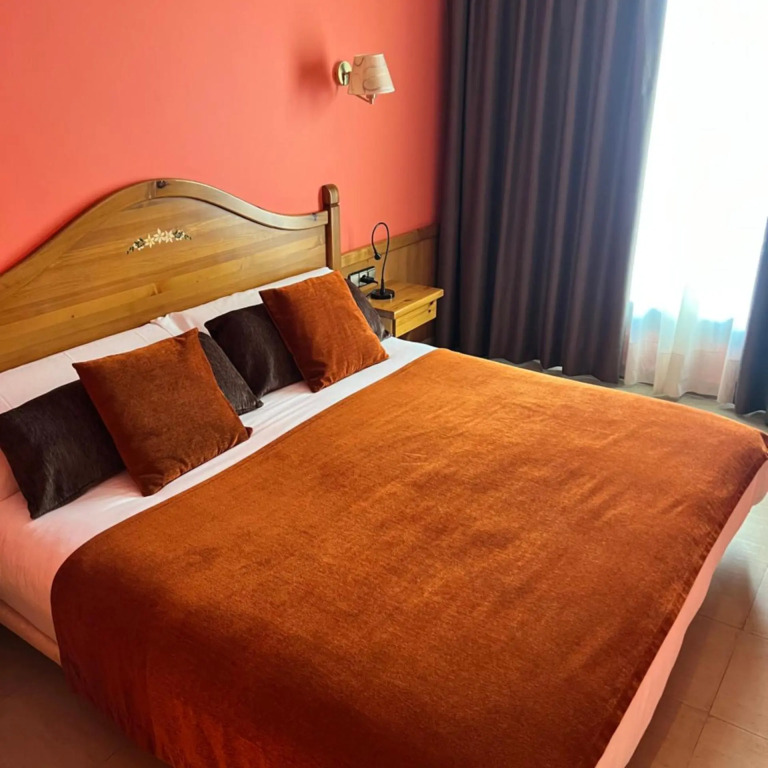 Petit Hotel