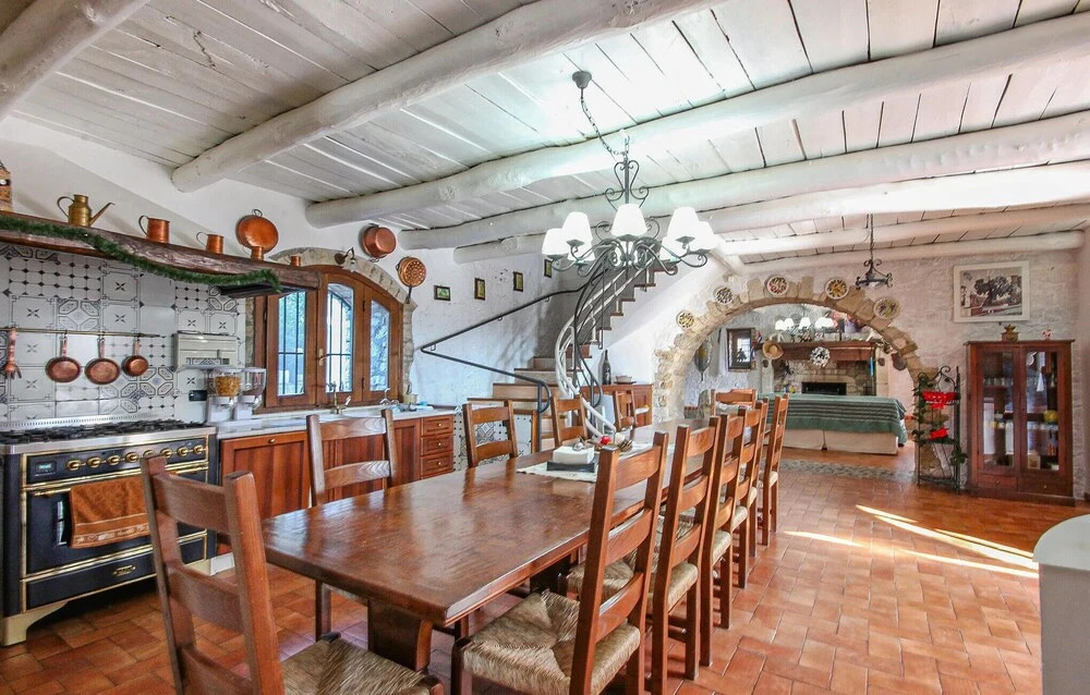 Stunning Home In Fragneto Monforte