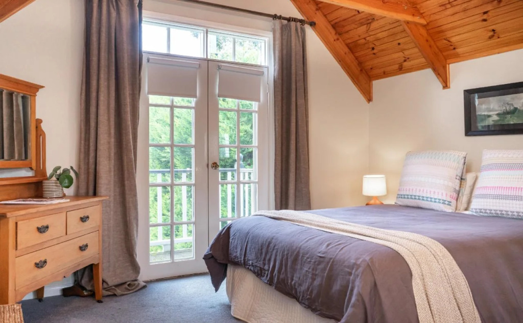 Hideaways at Red Hill Hotel