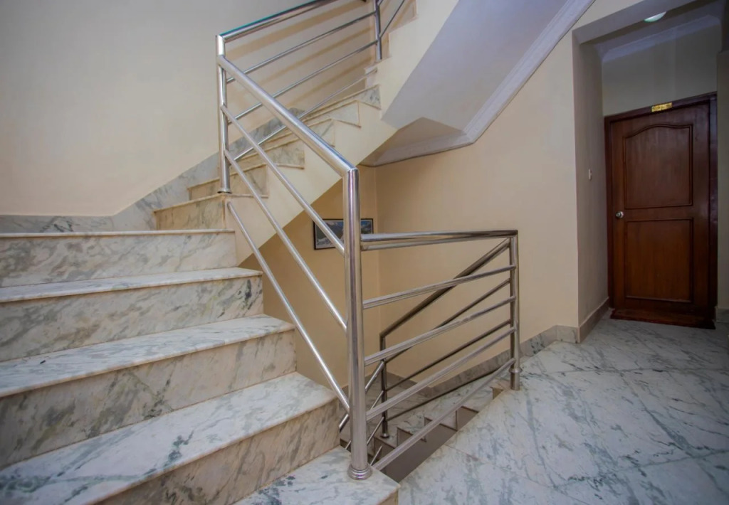 Hotel Gauri By OYO Rooms