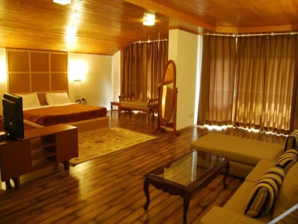 Hotel Grand Mahal