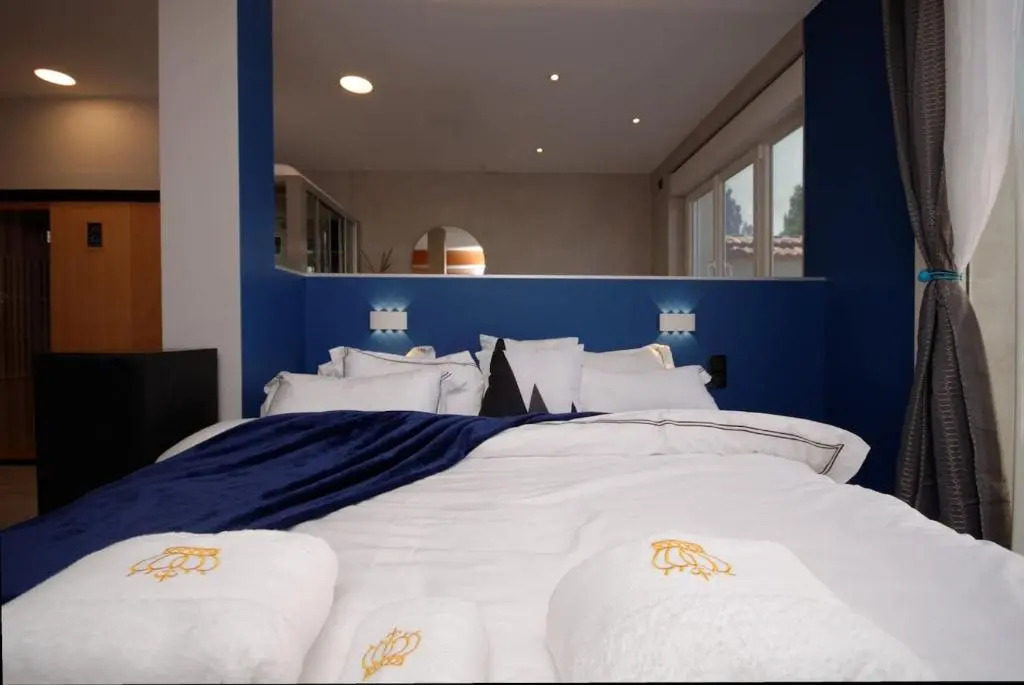 MV Suite & Spa