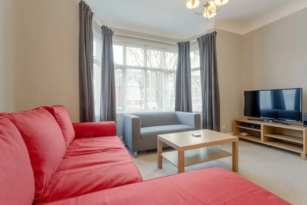 Large Family Apartment in Peaceful Area