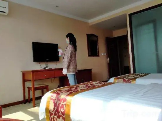 Tianyi Holiday Hotel