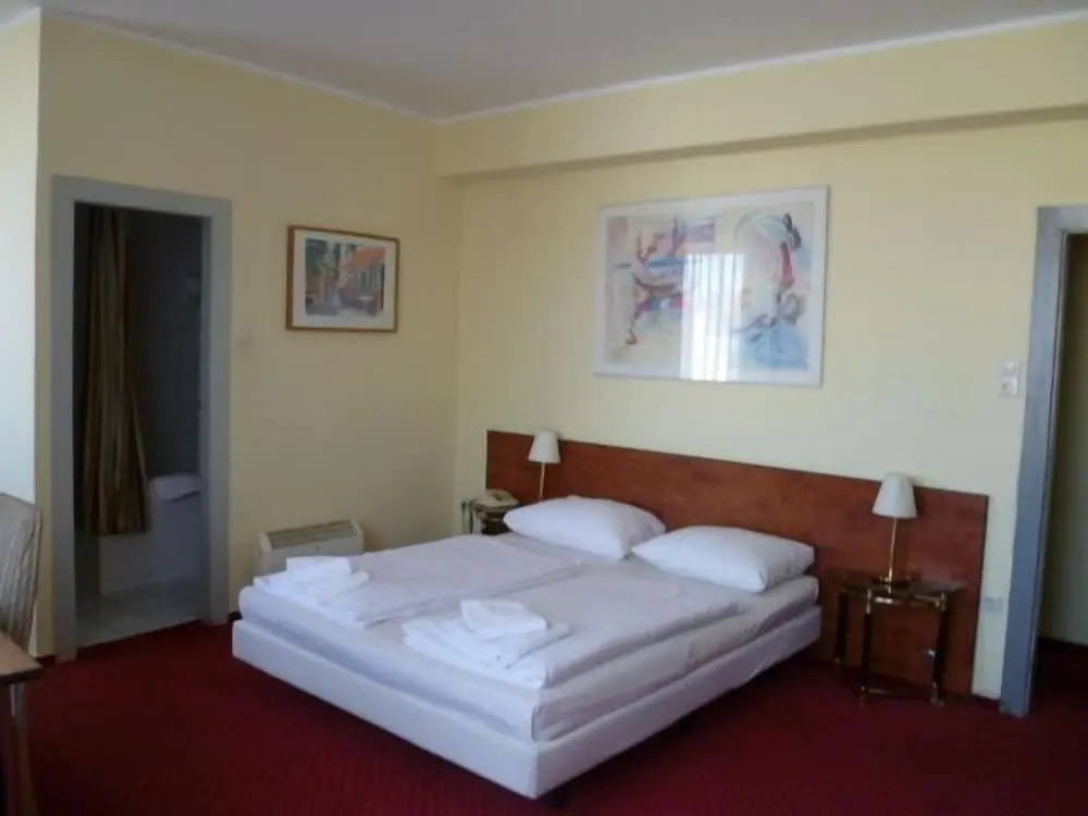 Domo Hotel Mondial