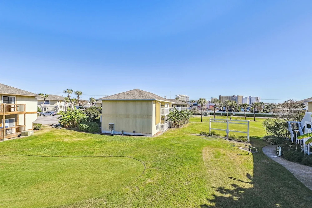 SPC 2058 is a Beautiful 1 BR on the Golf Course at Sandpiper Cove by RedAwning