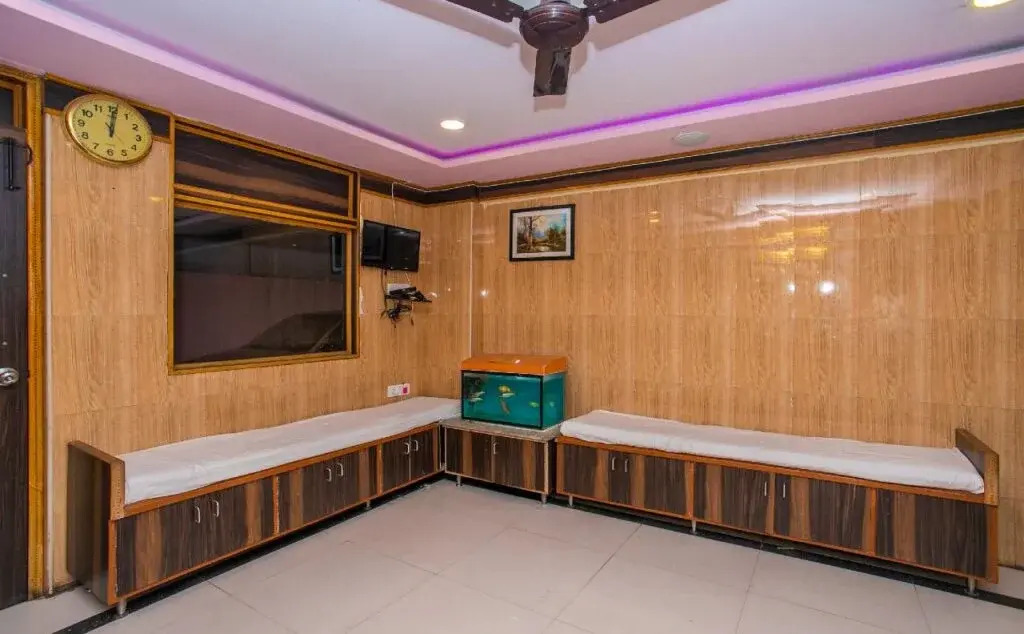 Hotel Mayur Paradise By OYO Rooms