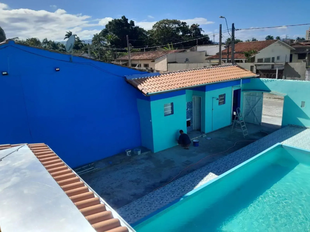 CASA DE PRAIA CARAGUA COM Piscina