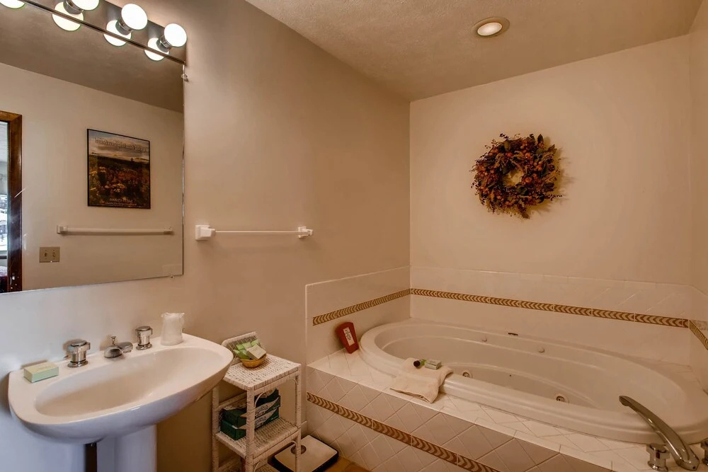 3 Br Unit With Fireplace & Mountain Views 3 Bedroom Condo - No Cleaning Fee! by RedAwning