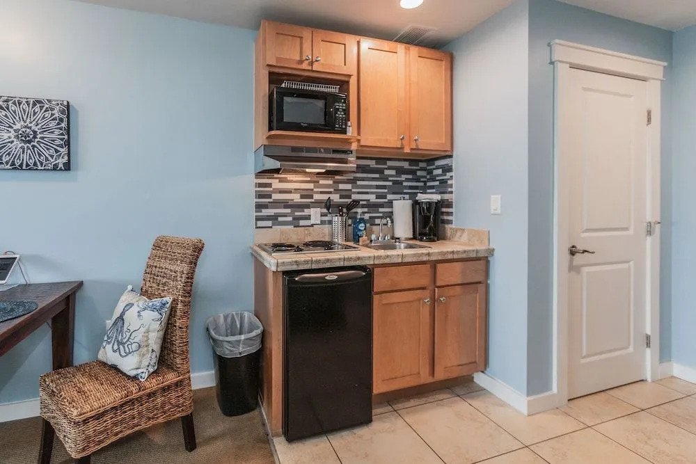 15100 Front Beach Rd Condo Unit 1115 Studio Bedroom 1 Bathroom Condo