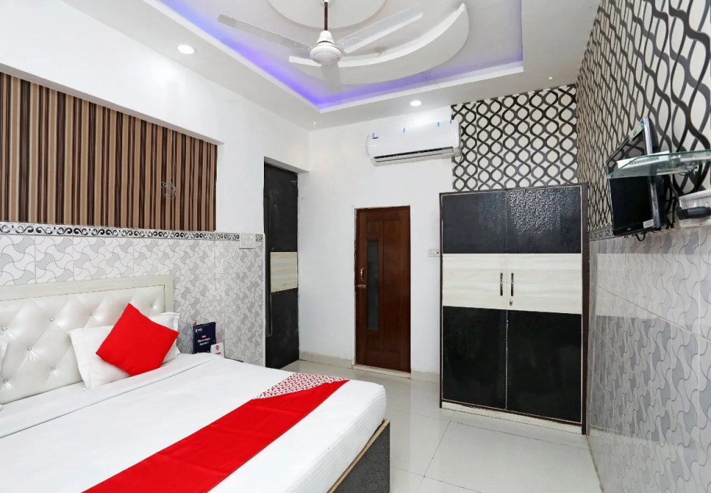 Tripathi Guest House by OYO Rooms