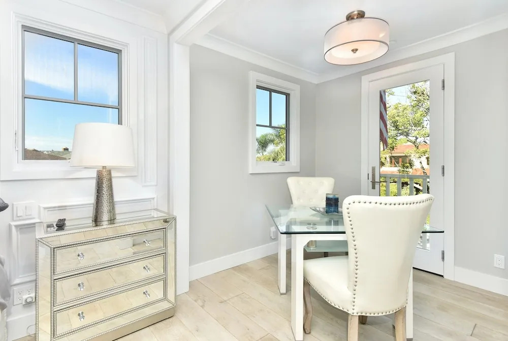 1505 E Ocean 4 Bedroom Home