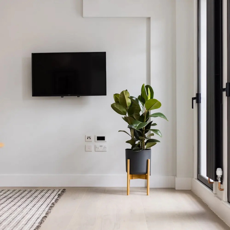 Vibrant Leicester Square 2BR - Netflix Nespresso